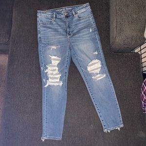 American Eagle Destroyed Super Hi-Rise Jegging Size X-Short